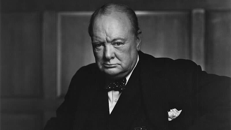 Retrato de Winston Churchill intitulado "O Leão Rugindo" - Wikimedia Commons via Domínio Público